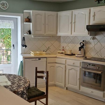 Appartement 120 M² Duplex Coeur Historique Au Calme Le Puy-en-Velay Luaran gambar