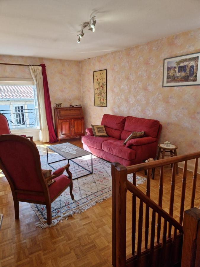 Appartement 120 M² Duplex Coeur Historique Au Calme Le Puy-en-Velay Luaran gambar