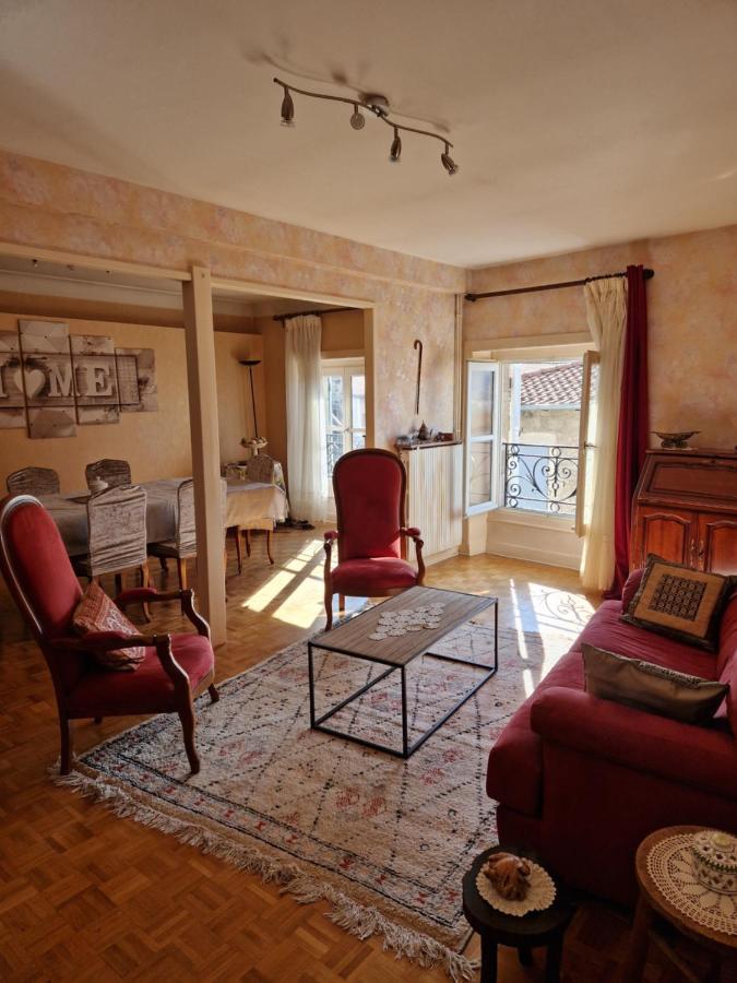 Appartement 120 M² Duplex Coeur Historique Au Calme Le Puy-en-Velay Luaran gambar