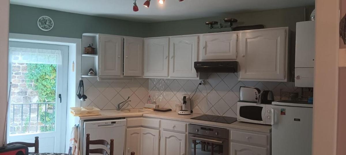 Appartement 120 M² Duplex Coeur Historique Au Calme Le Puy-en-Velay Luaran gambar